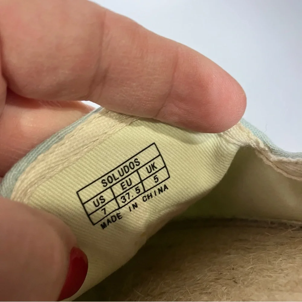 Anthropologie Soludos picnic espadrilles flamingo embroidery blue pink‎ size 7